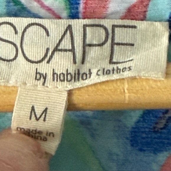 Escape by Habitat Clothes Tropical Print Sleeveless Top new with tags - Picture 2 of 10